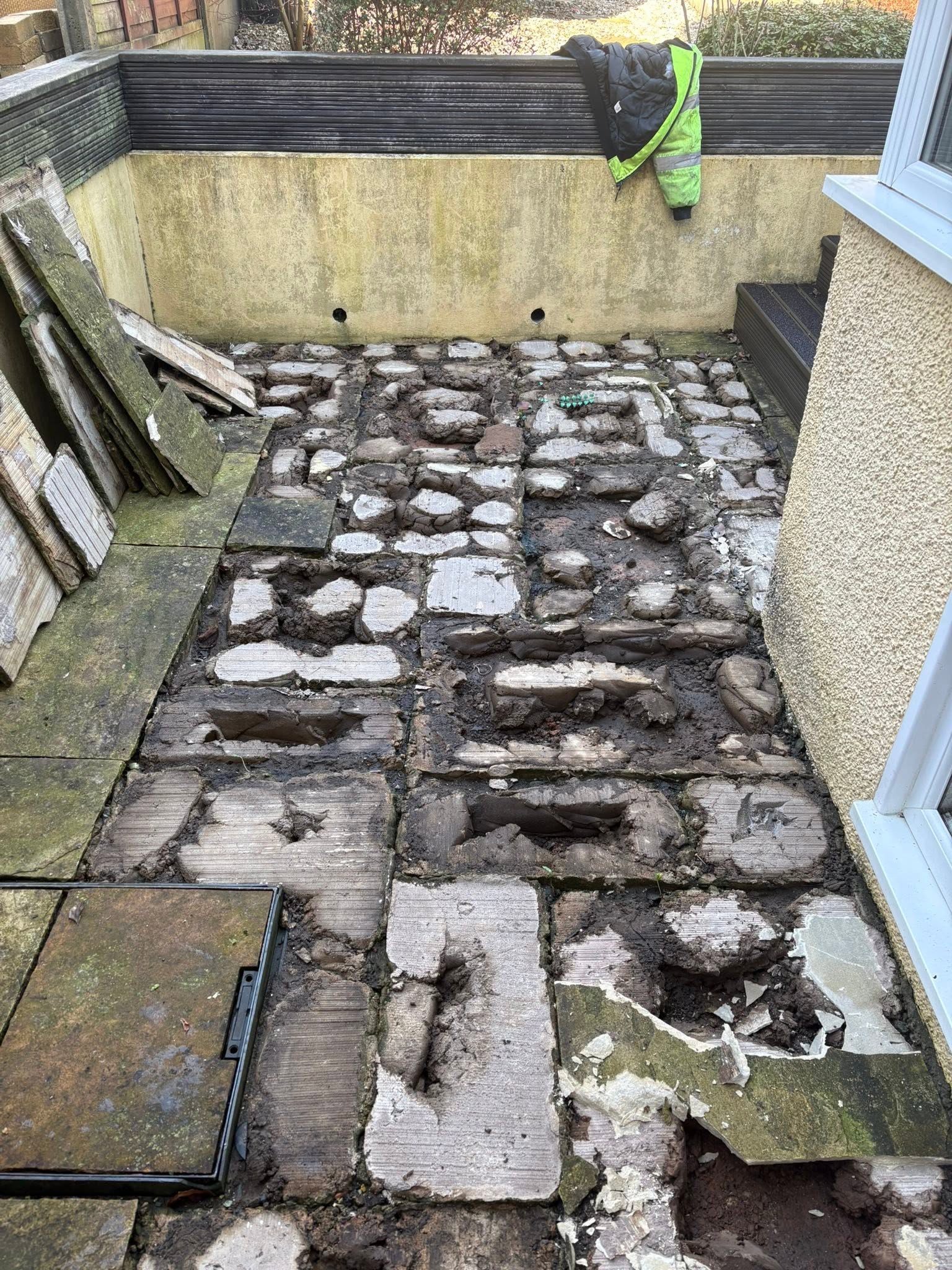Patio area before renovation